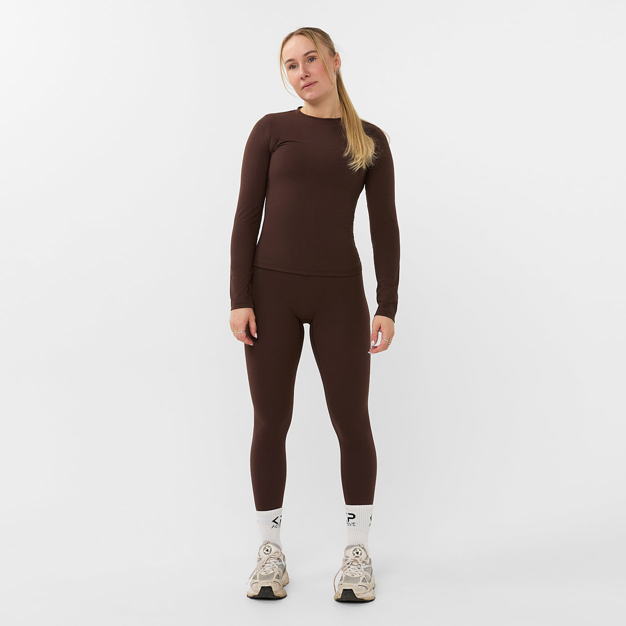 V-SHAPE LONGSLEEVE BROWN – KP Active